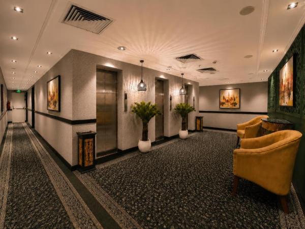 One Inn Hotel Fully Renovated - gambar 45