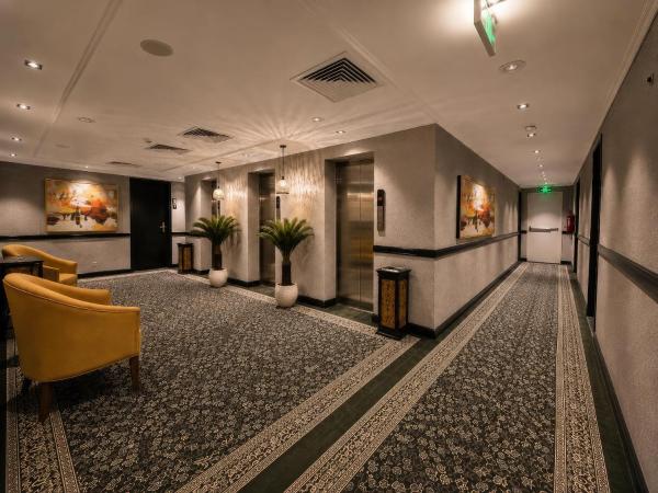 One Inn Hotel Fully Renovated - gambar 15