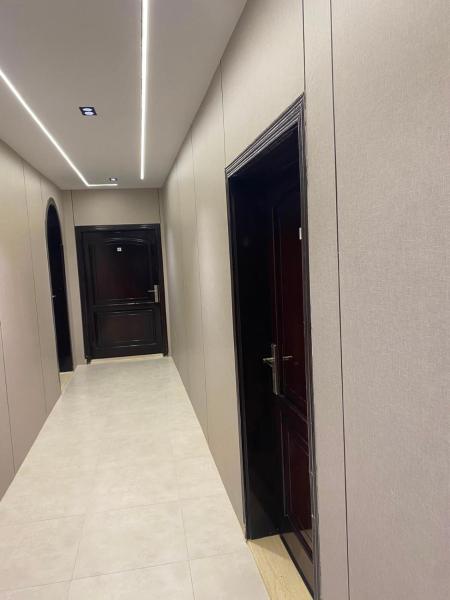 East Residence - image 12