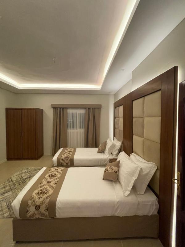 Two-Bedroom Suite image 6