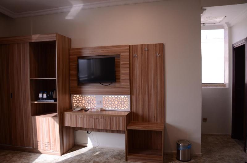 Twin Room image 1