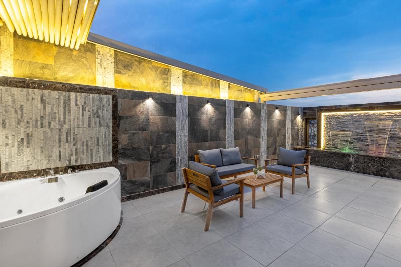 Suite dengan Teres imej 5