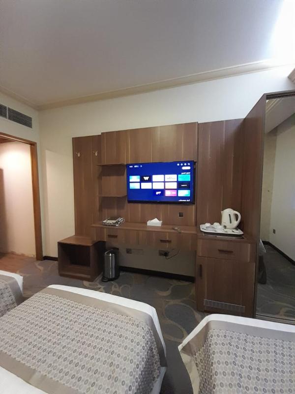 کلاسک چار افراد کا کمرہ تصویر 1