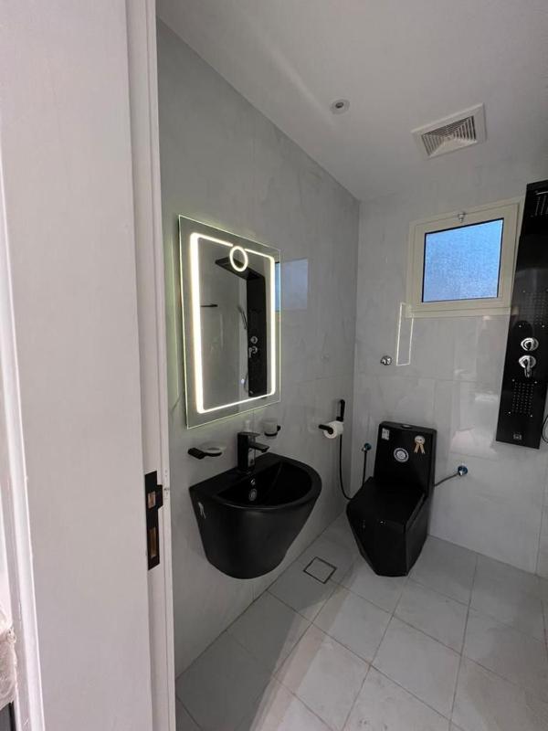 Two-Bedroom Apartment image 8