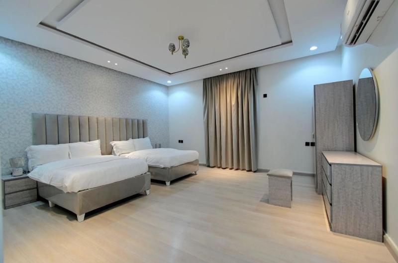 Two-Bedroom Apartment image 5