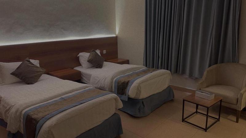 Small Double Room image 6