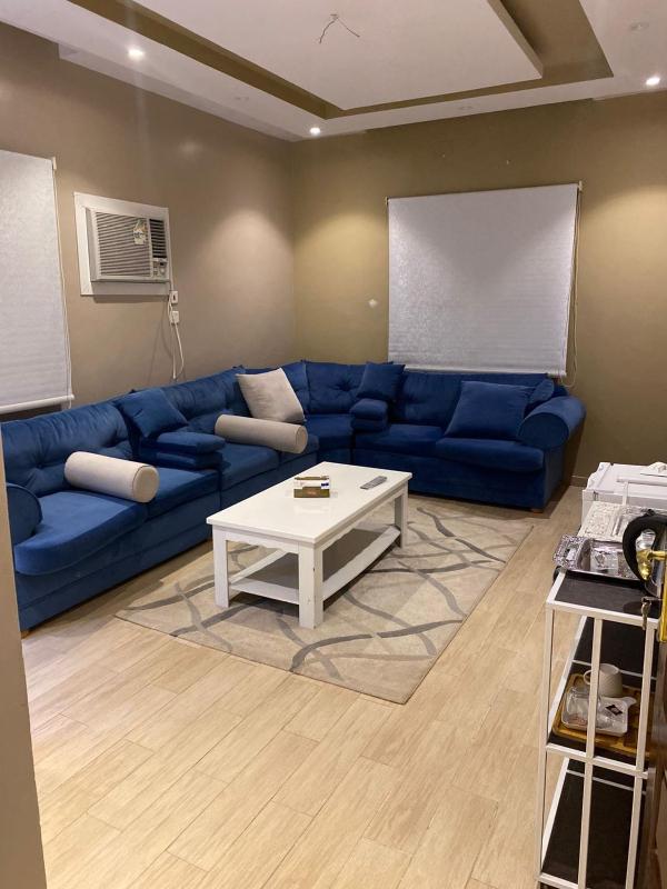 One-Bedroom Apartment image 2