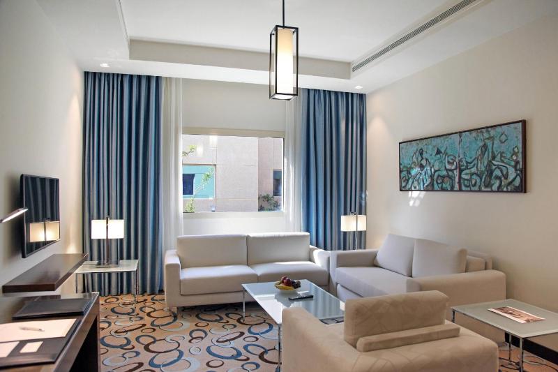 2 Bedroom Apartment, Garden view image 5