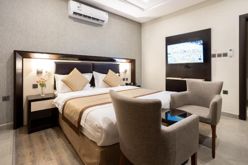 Two-Bedroom Suite image 3