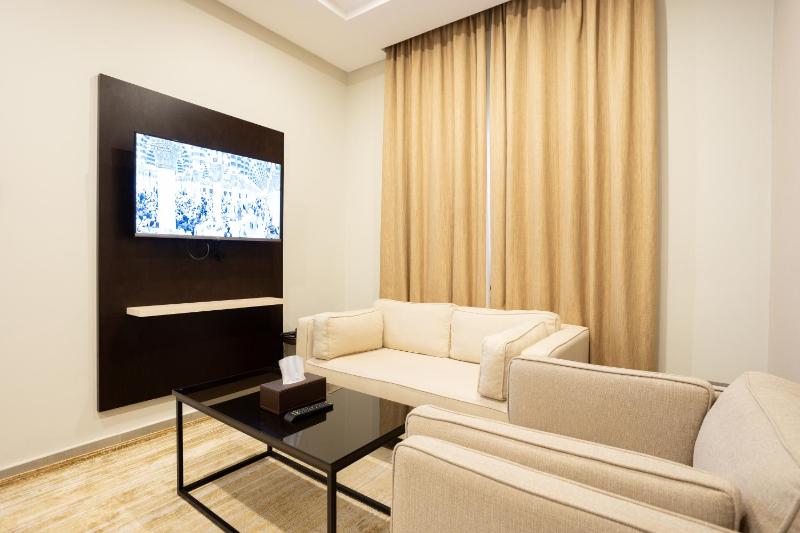 Two-Bedroom Suite image 5