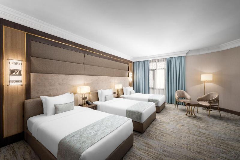 Executive Suite image 2