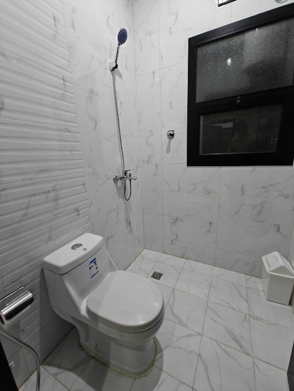 Apartment image 5
