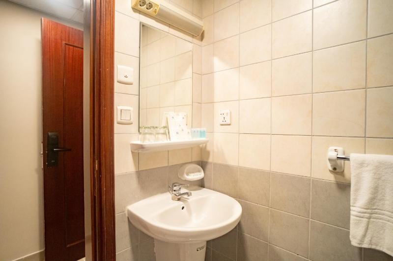 Habitación cuádruple estándar imagen 4