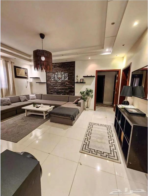 Four-Room Apartment image 2