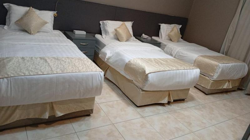 Triple Room image 2