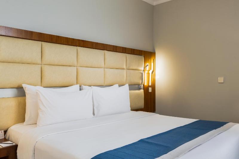 Double Room image 5