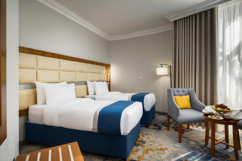Double Room image 3