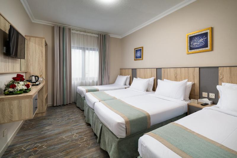Habitación cuádruple estándar