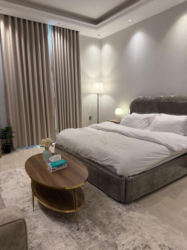 Double Room image 4