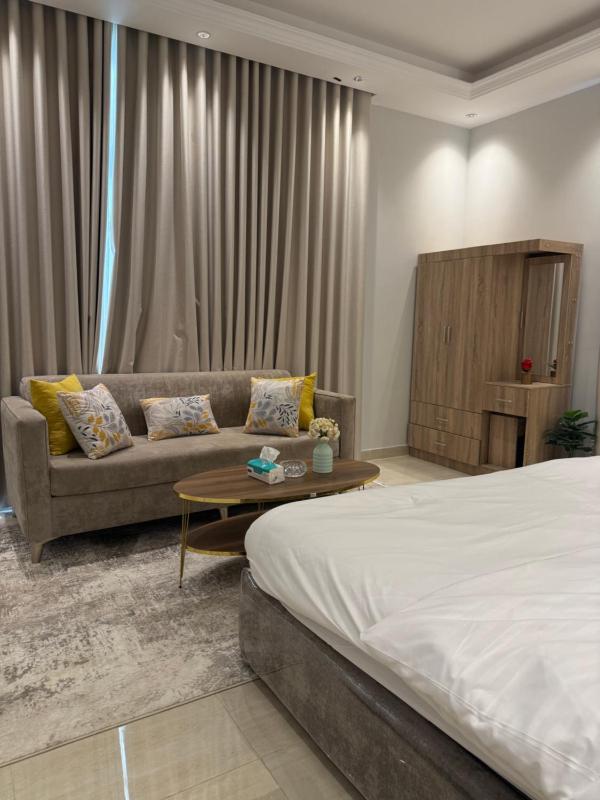 Double Room image 3