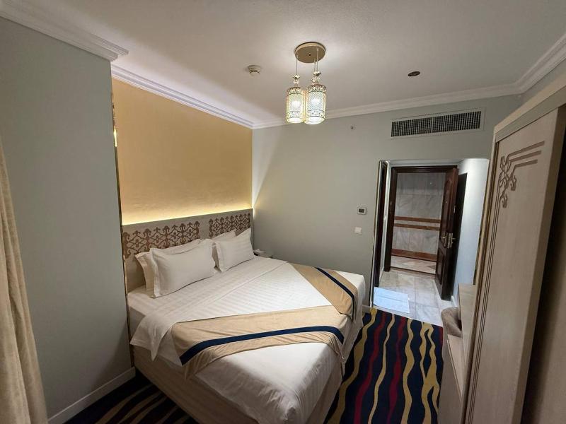 Deluxe kamer met kingsize bed afbeelding 3