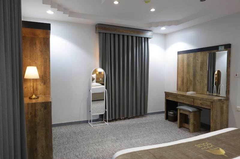 Tweepersoonskamer met eigen badkamer afbeelding 2