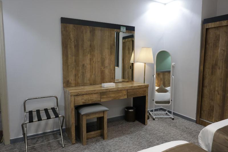Driepersoonskamer met badkamer afbeelding 2