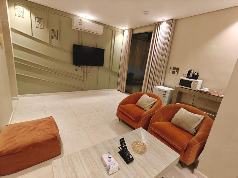 Suite with Terrace image 5