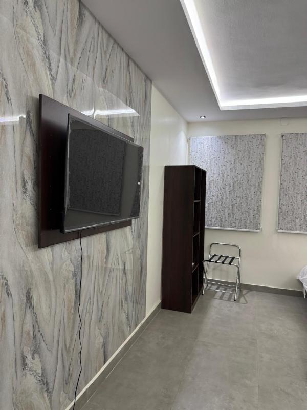Budget Double Room image 2
