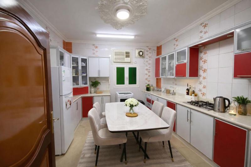 Two-Bedroom Apartment image 5