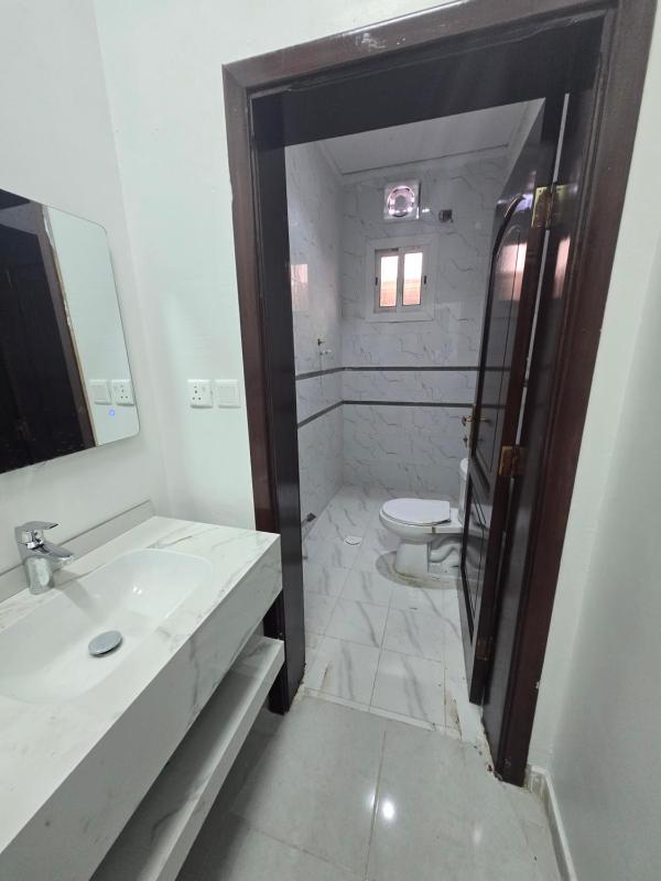 Three-Bedroom Apartment image 5