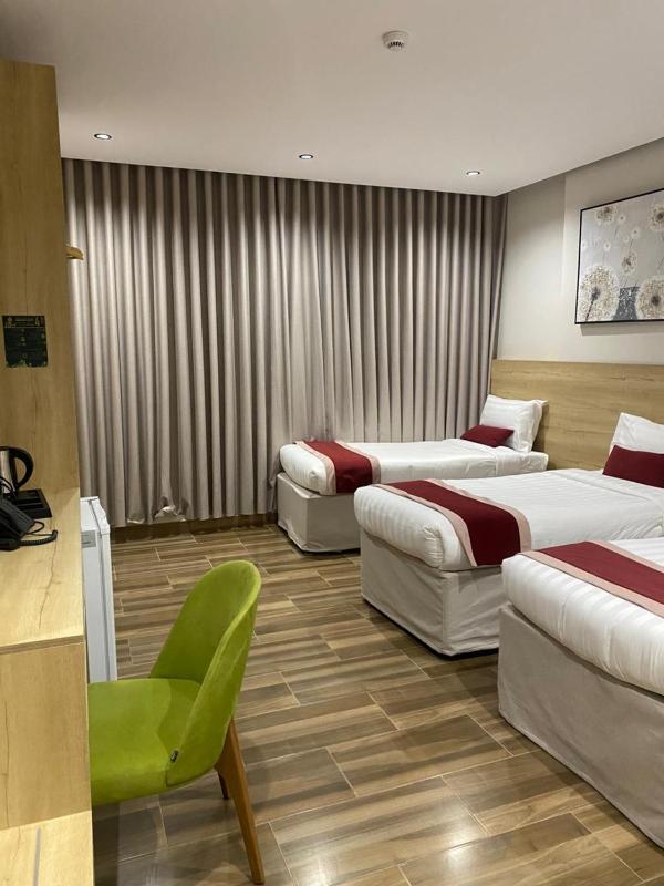 Triple Room image 3