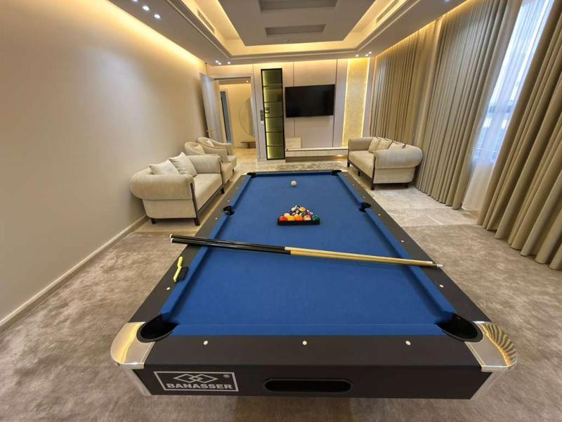 Four-Bedroom Luxury Apartment