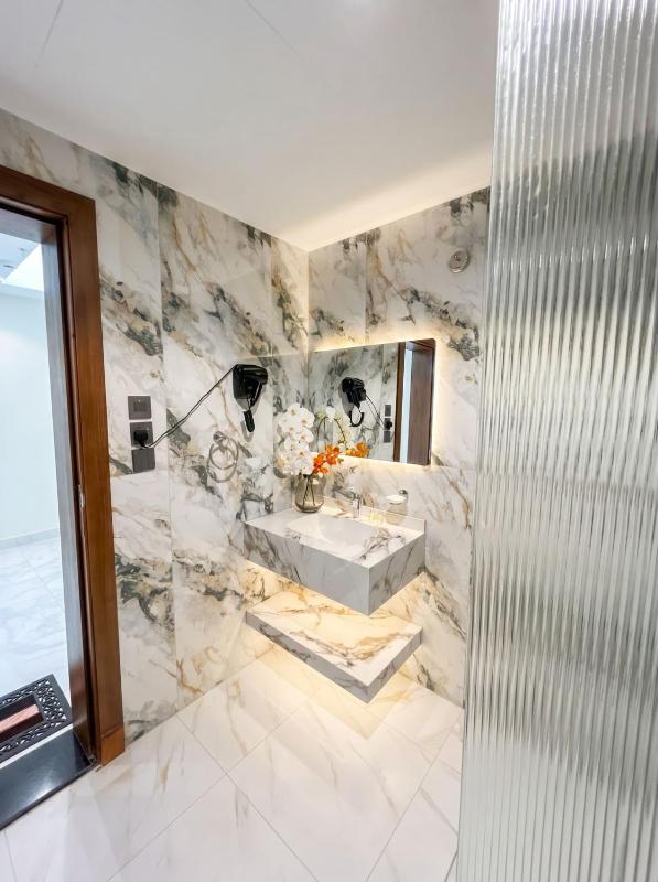 Habitación doble con baño privado imagen 4