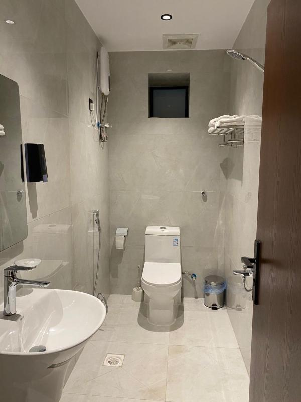 Double Room image 2