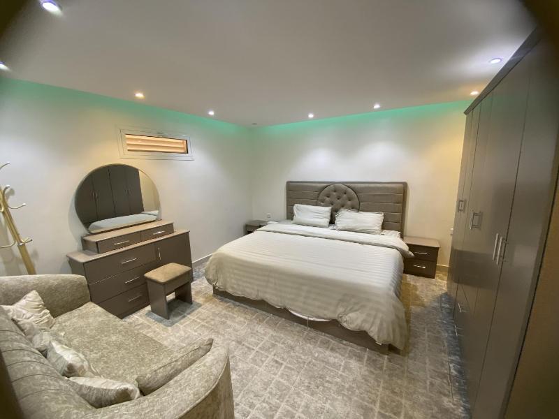 3 Bedroom Apartment image 2
