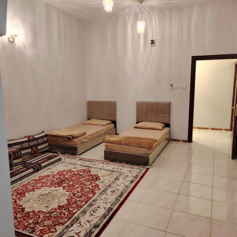 4 Bedroom Apartment image 4