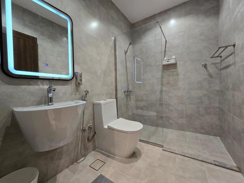 Three-Bedroom Apartment image 4