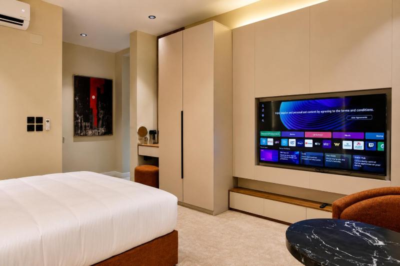 Studio Apartment